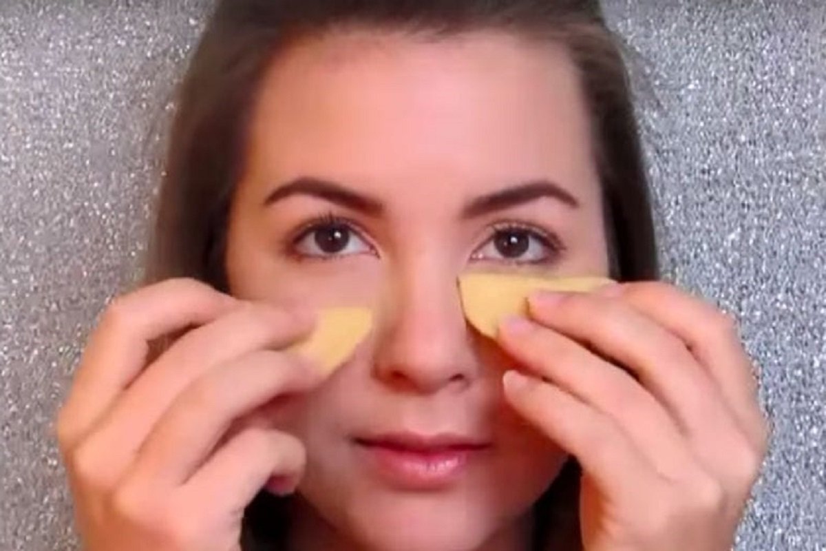 Reduce dark circles with this simple trick